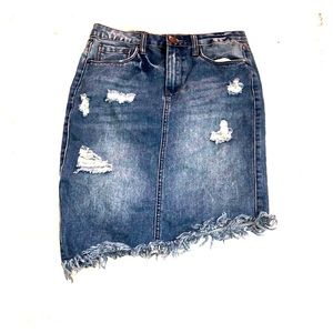 Asymmetrical fitted jean skirt!